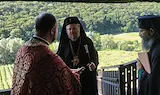 Митрополит Наум възглави празнично богослужение в Крепчанския скален манастир