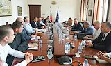 Бюджетни ограничения притискат затворите и съдебната охрана