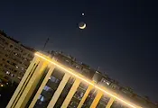 Луната скри Венера в красив космически спектакъл