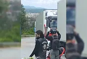 Моторист се заби в кола край Монтана