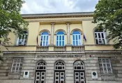 Синдикати в Русе настояват за спешно вдигане на учителските заплати