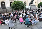 Бдения в страната срещу безумието по пътищата