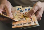 Средната пенсия в България ще достигне 543 евро