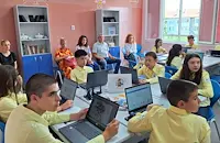 ОУ „Любен Каравелов“ откри високотехнологични класни стаи