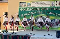Фолклорен фестивал събира стотици таланти в Сандрово