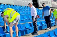 Пенчо Милков инспектира ремонтните дейности на Градския стадион