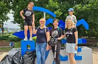 Служители на Община Русе почистиха районите около обществени сгради