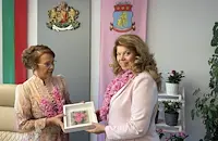 Илияна Йотова: Розата е най-красивата емблема на България