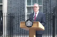 Киър Стармър подаде оставка