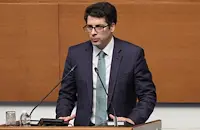 Атанас Пеканов: Спряхме раздаването на милиони евро заради съмнителен подбор
