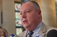 Повдигнаха обвинения на двама от задържаните в квартал "Ботунец"