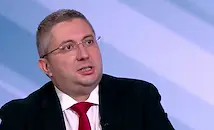 Николай Нанков: Шишков подписа договорите за мантинелите
