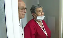 Носят на ръце пациенти в ямболската болница