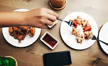 Защо чуждата храна винаги е по-вкусна