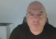 Пазар на черно захранва престъпни групи у насВ Чехия се
