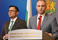 Решението спира подготвяно арбитражно дело за милиардиОт първи юли рафинерията