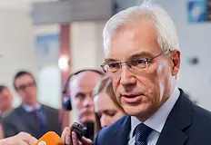 Бюджетите за отбрана в Европа растат лавинообразноЗаместник министърът на външните