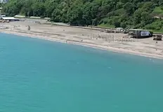 Необичайното явление привлече туристи по крайбрежиетоВодите на Черно море по