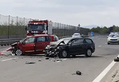 България няма нужда от поредното правителство което обещава и се