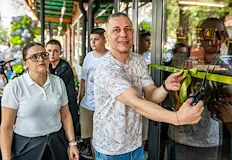 Обектът на Централния пазар предлага продажби и сервизСпециализиран магазин за