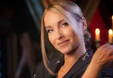 Певицата сподели емоционален спомен за интелектуалецаПевицата и телевизионна водеща Александра