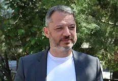 Рокади в ГЕРБ по време на среща в РаковскиОстрието на