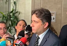 Спират лепените стикери по стъклата на автомобилитеОт пресцентъра на политическата