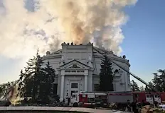 Бензинова криза парализира две трети от РусияМащабна горивна криза парализира