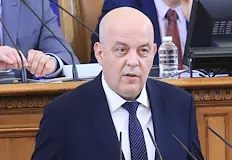 Решението на Министерския съвет отива в парламентаПравителството прие официално решение