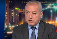 Бизнесът и синдикатите преговарят за минималната заплатаДържавата разполага с необходимия