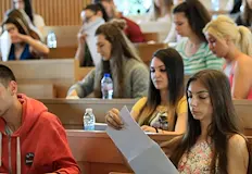 Над 2000 студенти могат да сключат споразумение наесенДържавата ще поеме