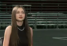 Изпълнителката сподели за трудностите и новата любовПорасналата млада дама Крисия