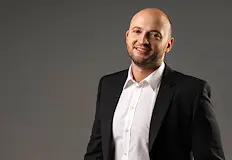 Инвеститорът уверява че компанията ще навакса изоставанетоОснователят на строителната корпорация