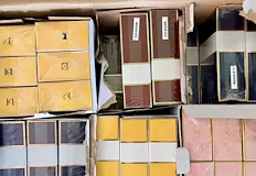 Повдигнаха обвинения на трима души за маркови ментетаБлизо 6 000