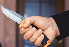 Униформените неутрализираха агресивния мъж с тейзърЧетиресетгодишен мъж в Созопол се