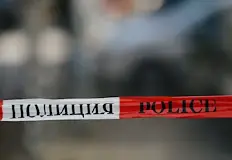Младежът се е забил в къща с джипа на чичо