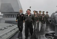 Северна Корея разширява мащабно ядрения си флотСевернокорейският лидер Ким Чен