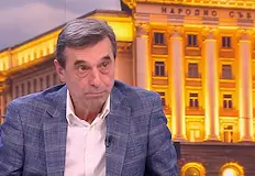 Според синдикатите стотици администрации могат да бъдат обединени или закритиСлужители