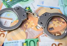 Разследването уличи и настоящия кмет на БукурещБългарски гражданин е оставен