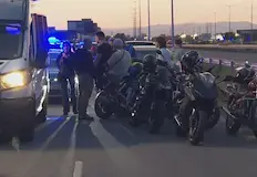 Полицията блокира над 100 незаконни състезатели край ПловдивНад 100 участници