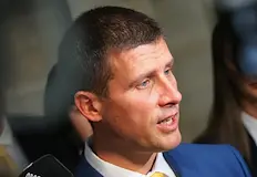 Идеологът на Величие променя стратегията на обектаИдеологът на партия Величие