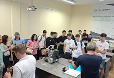 Училище Елиас Канети гостува на Русенския университетУченици и преподаватели от