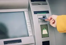 Възрастните хора получават парите си в пощите до 22 юниПреводите
