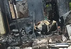 Семейство остана без дом след агресия от бивш приятелСемейство от