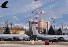 Военните разрешиха пребиваване само до края на юниМинистерският съвет ограничи