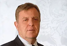 От ВМРО настояват за спешно съкращаване на държавната администрацияПроектът за