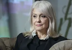 Адрияна Татарова сключила договор със собствения си синВърховният административен съд