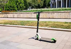 Общински съветници настояват за драстични глоби и регистрационни табелиНедостатъчният контрол