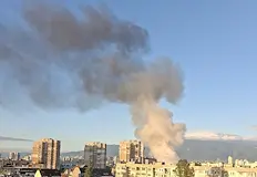 Според очевидци огънят е тръгнал от специализиран автомобил на Пътна