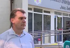 Извънредният ход блокира плановете на елитни гимназииДържавата прибра обратно всички